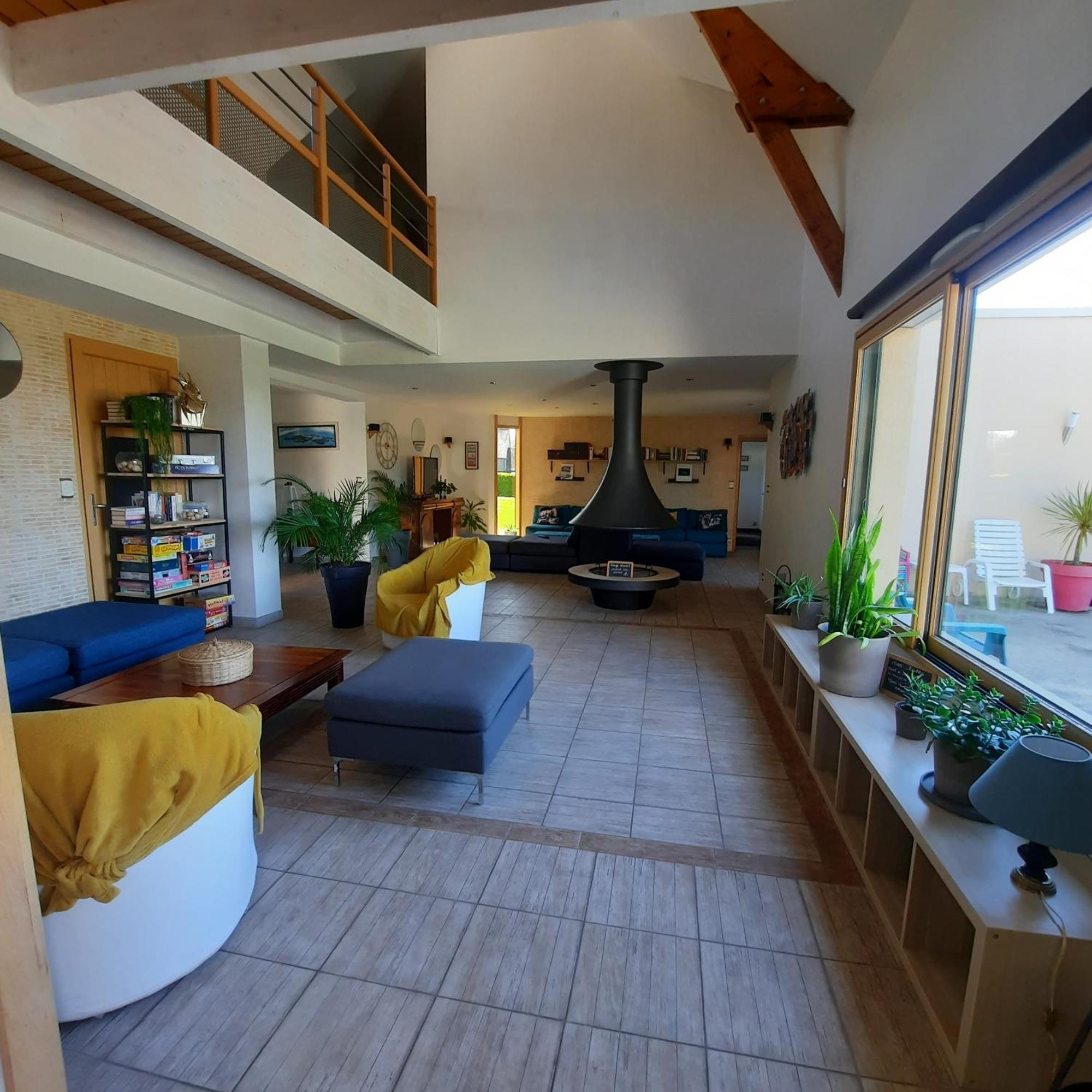 Magnifique Villa Avec Piscine Interieure Saint-Pois 外观 照片