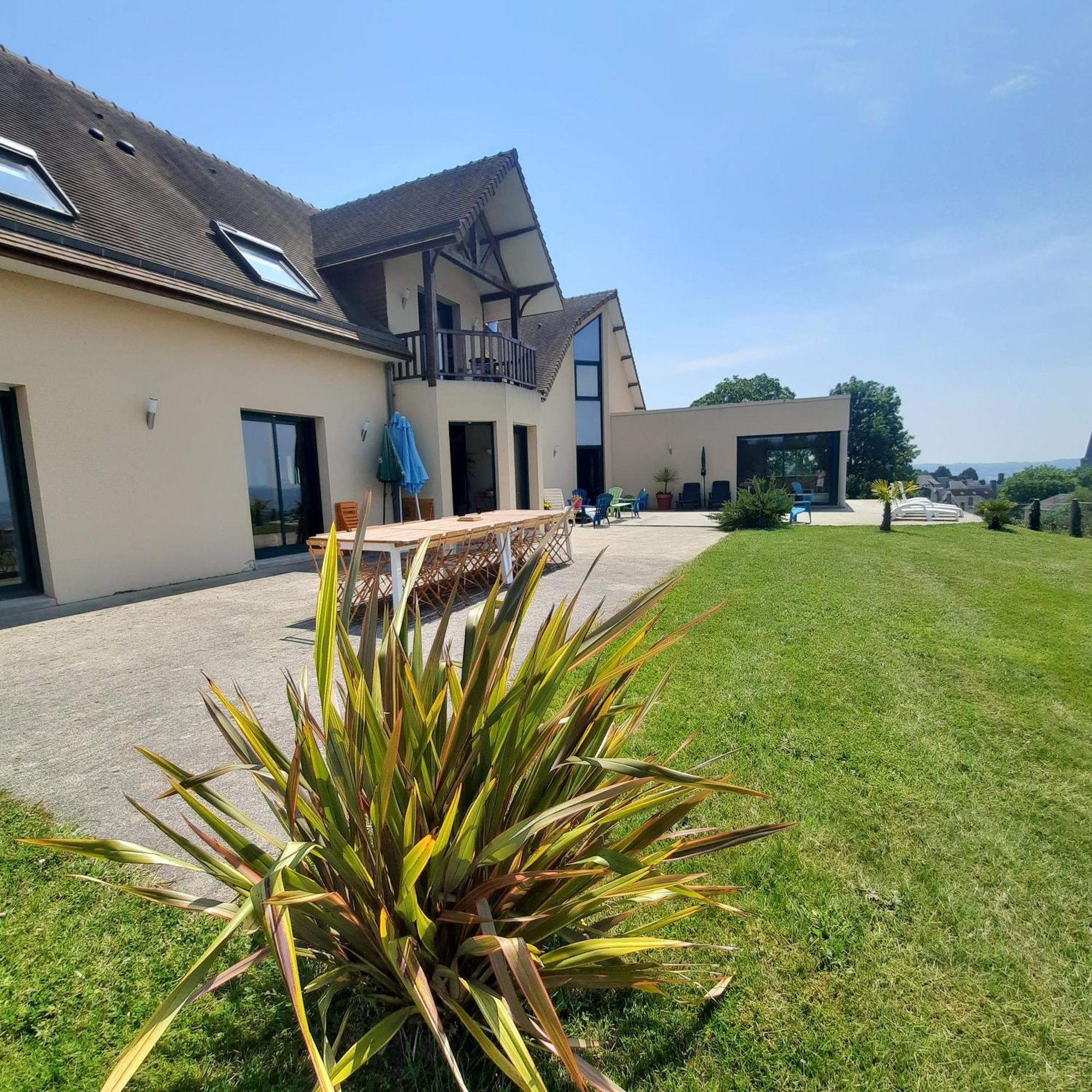 Magnifique Villa Avec Piscine Interieure Saint-Pois 外观 照片