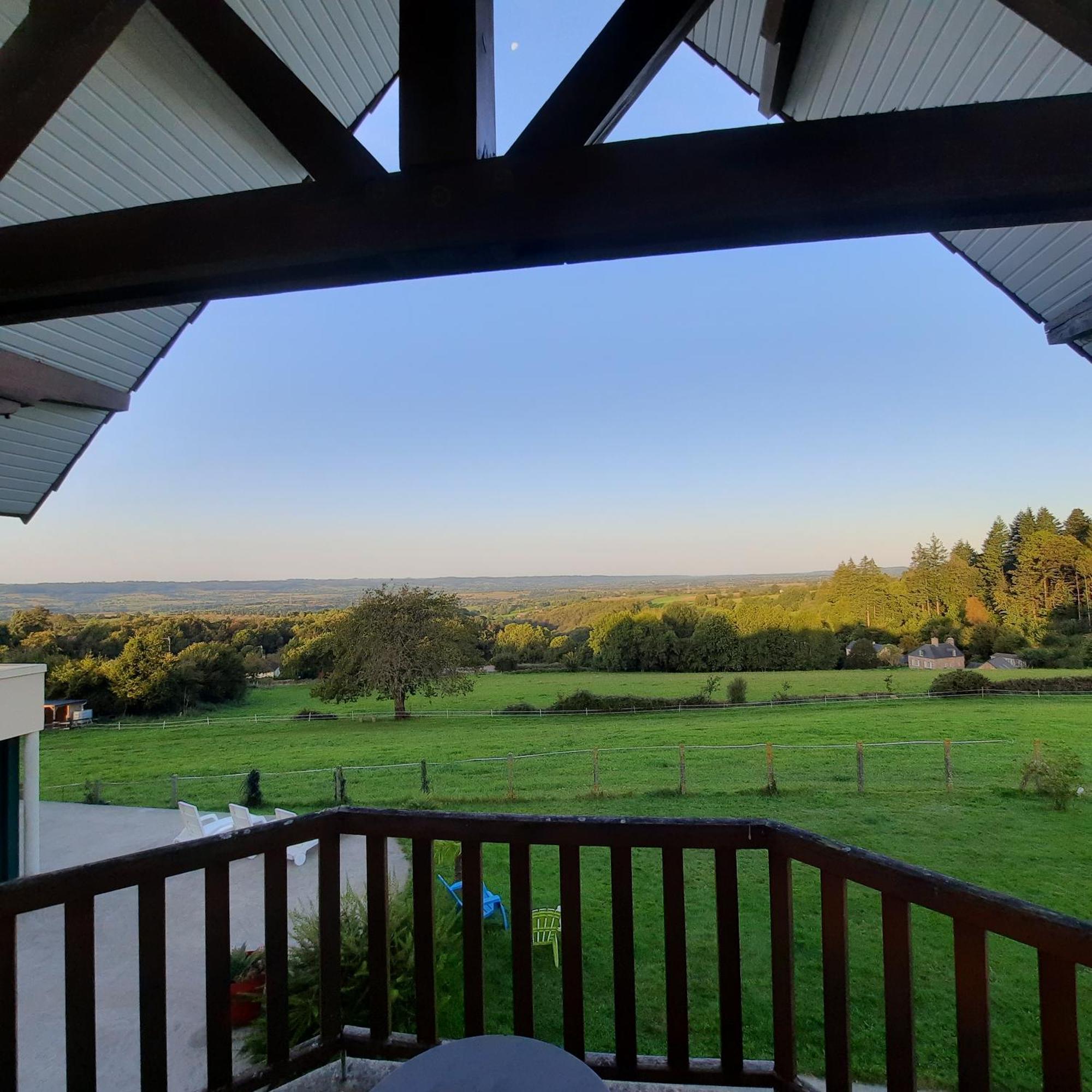 Magnifique Villa Avec Piscine Interieure Saint-Pois 外观 照片
